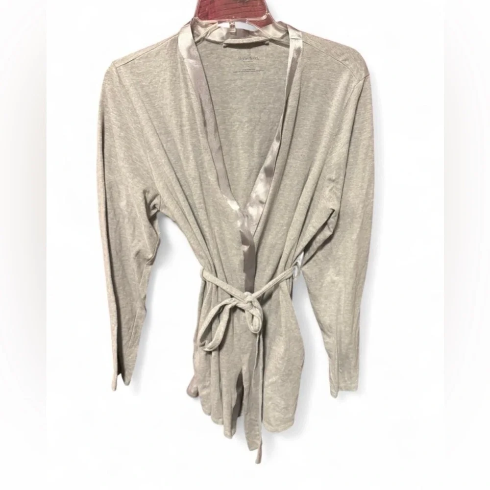 Motherhood Maternity heather grey nursing robe short top size large